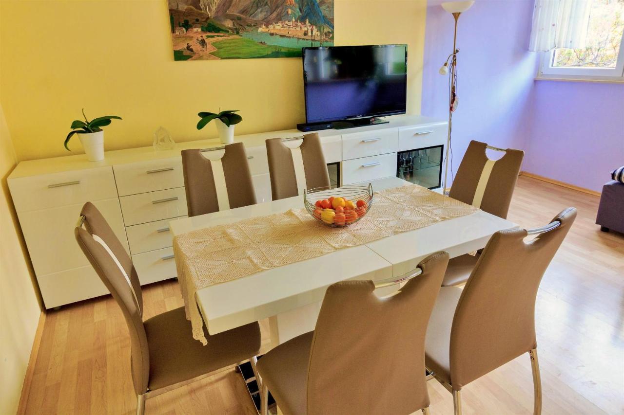 Apartment Anita Оміш Екстер'єр фото