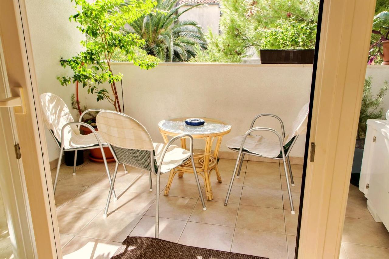 Apartment Anita Оміш Екстер'єр фото