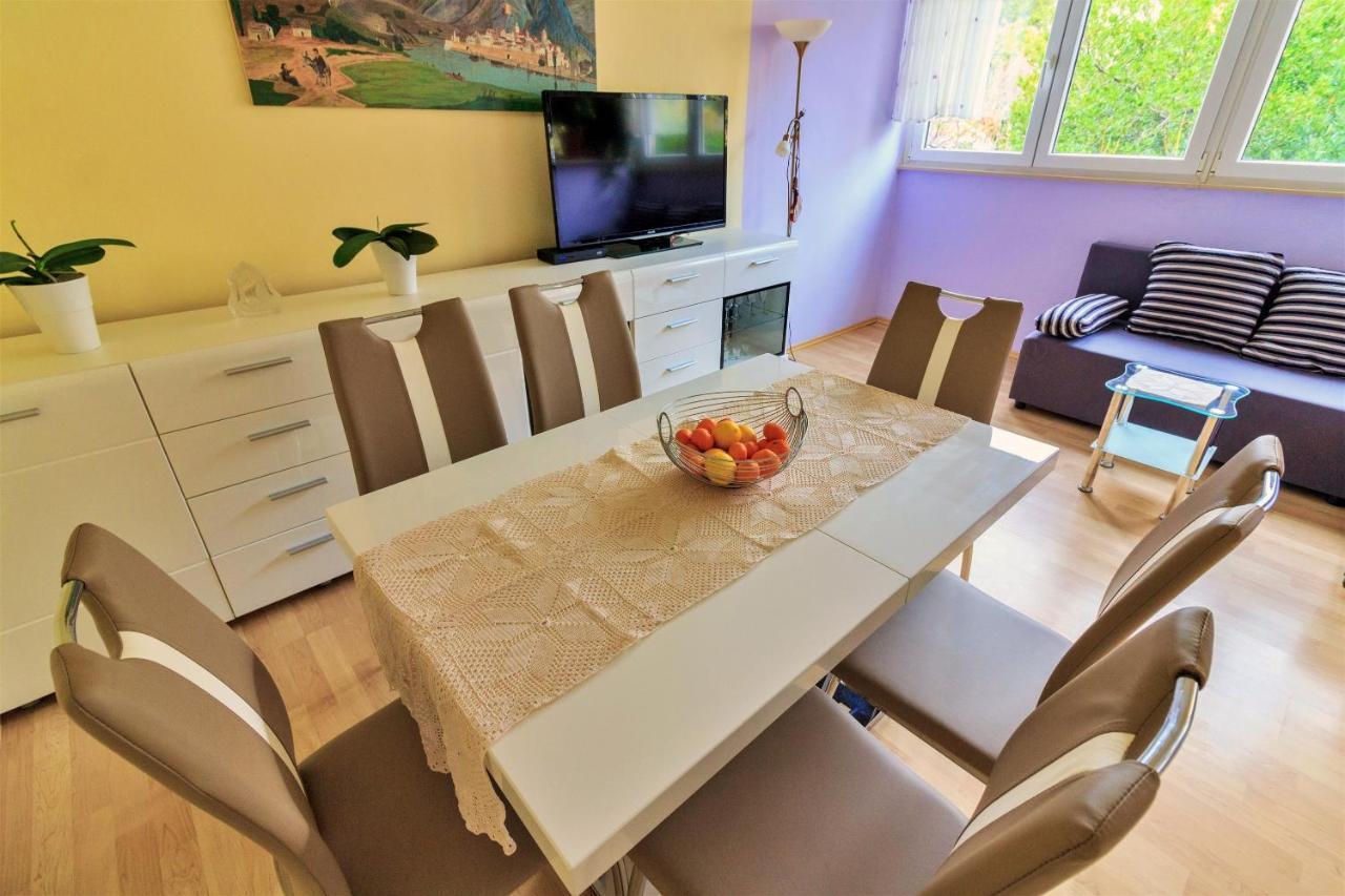 Apartment Anita Оміш Екстер'єр фото